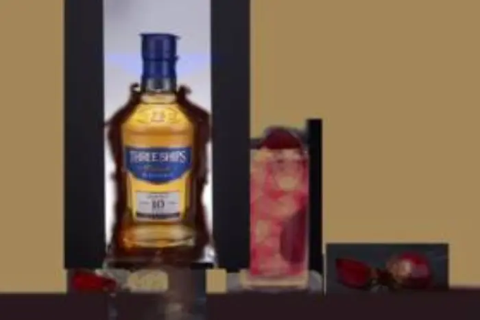 Picture of THREE SHIPS 10 YR SINGLE MALT 750ML x 6